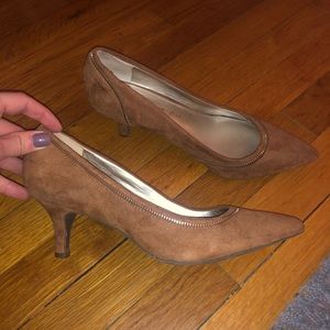Anne Klein iflex kitten heels
